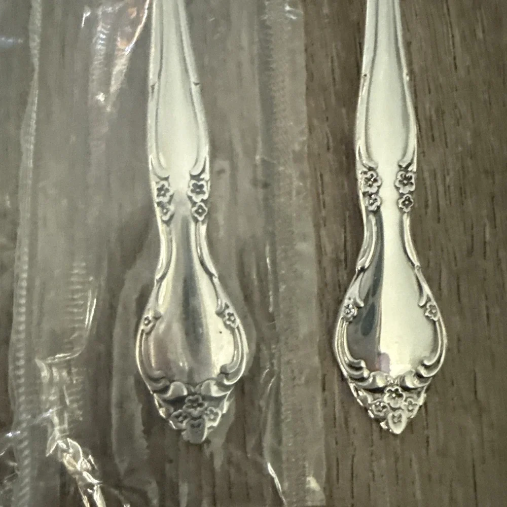 Set of 6 Oneida Community AFFECTION Flatware Teaspoons‎ 6